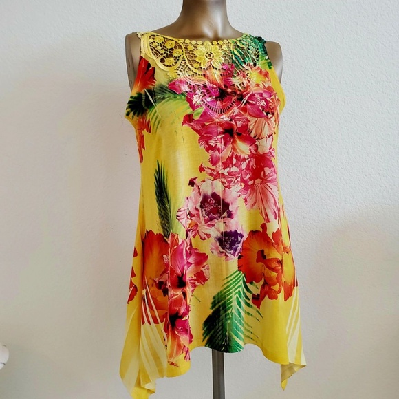 Yellow embroidered blouse - Picture 5 of 6